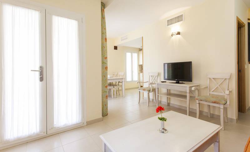  Aparthotel ILUNION  Sancti Petri Cádiz